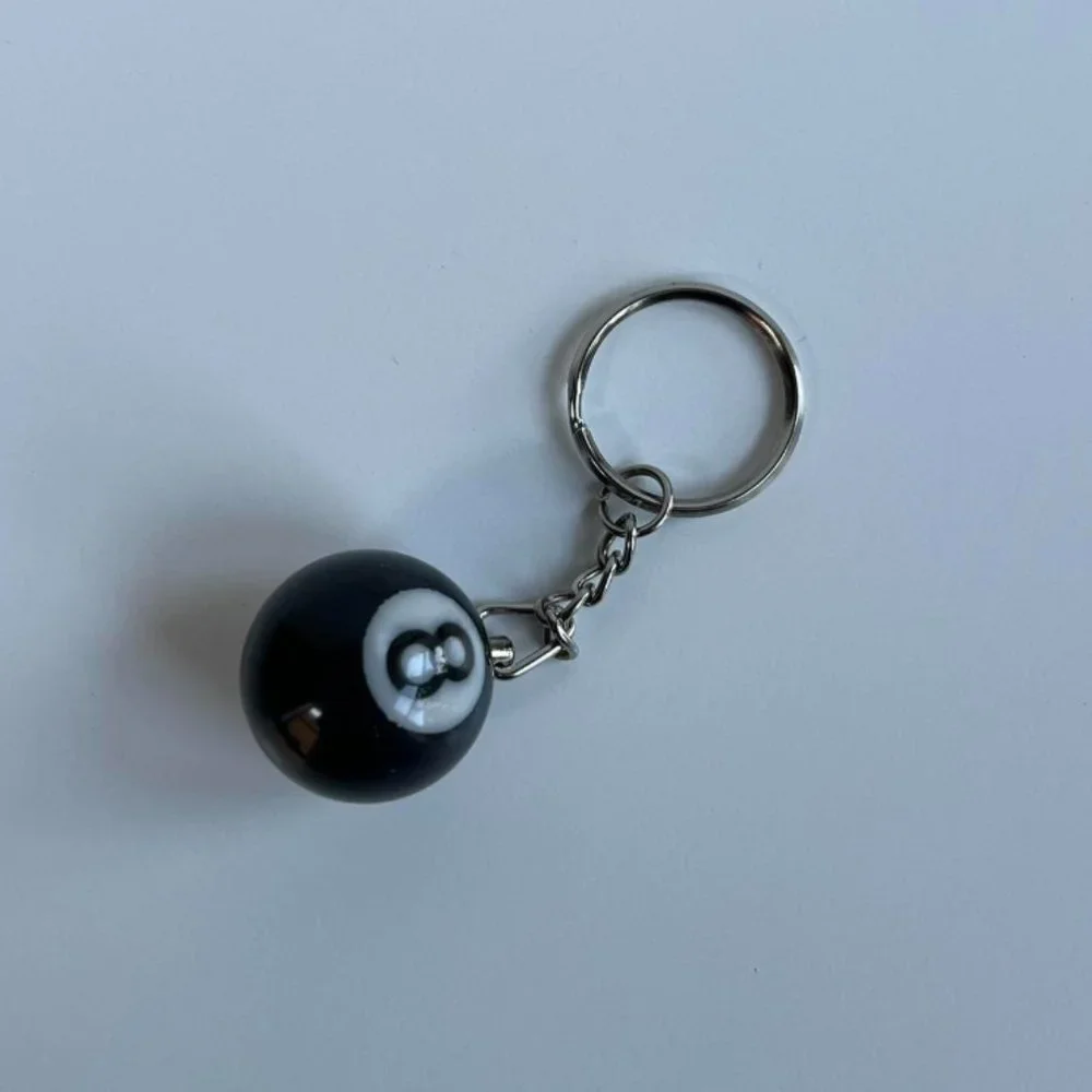 Y2K 2000s 8-ball keyring keychain